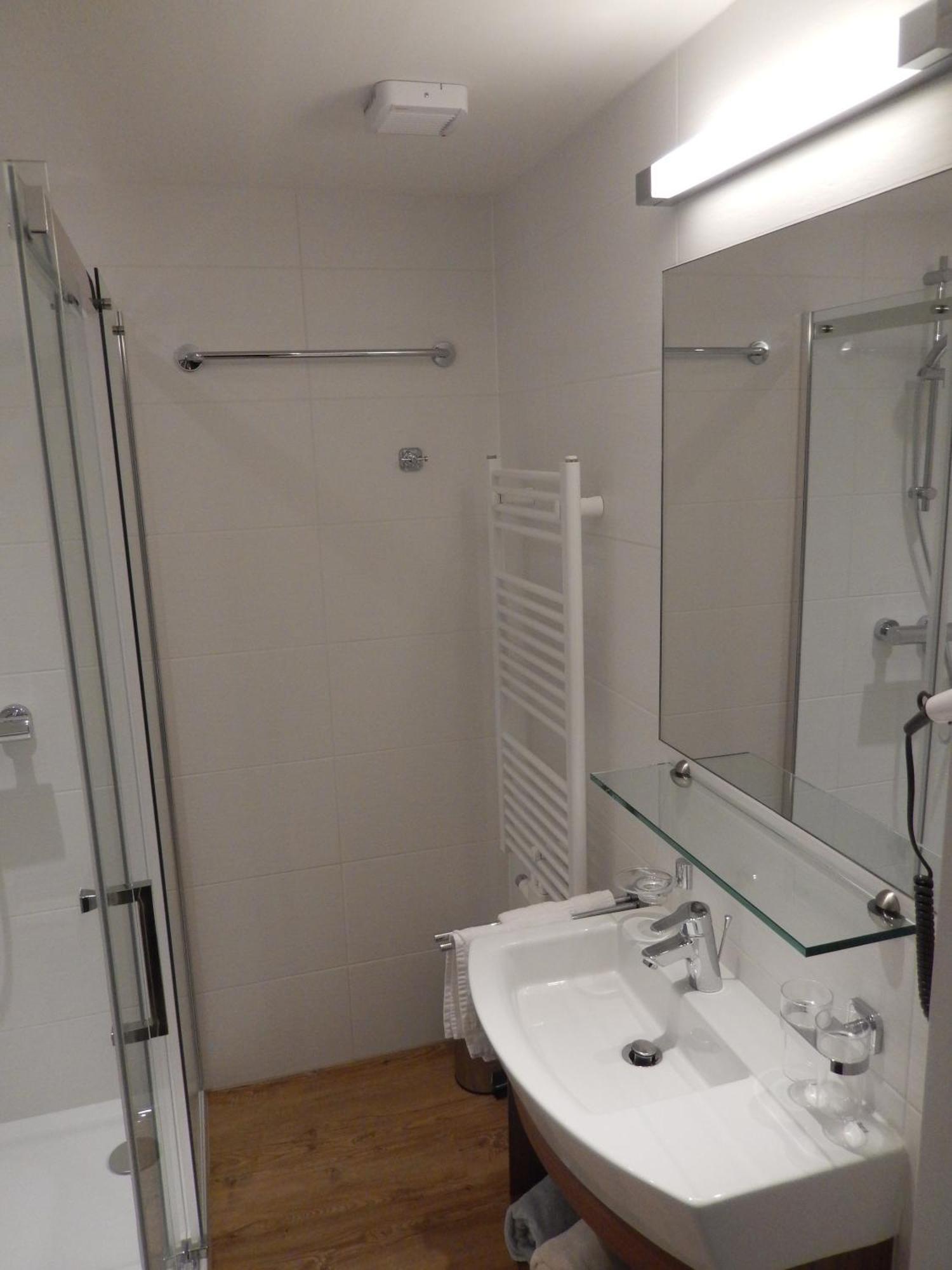 Gaestehaus Lukasser Hippach Room photo